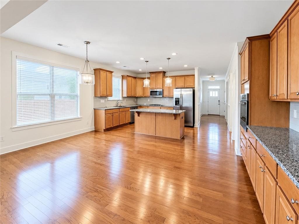 3 bedroom, 3 bathroom, 2,492 sq ft single family residence for sale at 1300 Bar Harbor Place, Lawrenceville, GA 30044 — photo 6