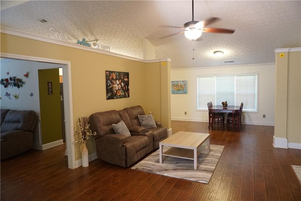 4 bedroom, 2 bathroom, 2,124 sq ft single family residence for sale at 1603 Leather Lake Court, Lawrenceville, GA 30043 — photo 6