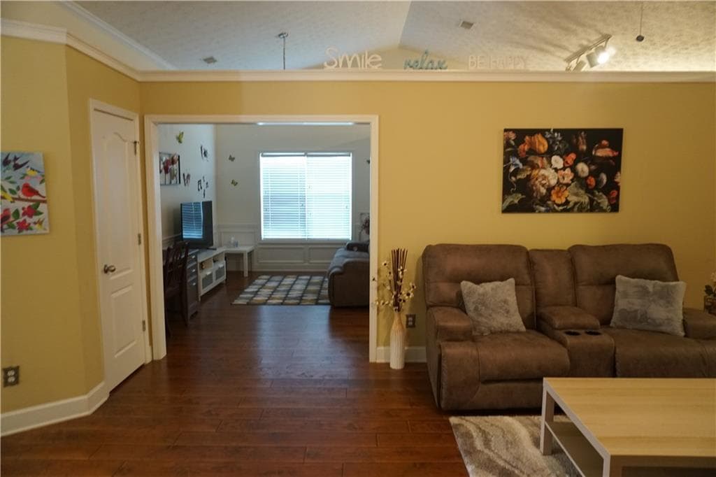 4 bedroom, 2 bathroom, 2,124 sq ft single family residence for sale at 1603 Leather Lake Court, Lawrenceville, GA 30043 — photo 7
