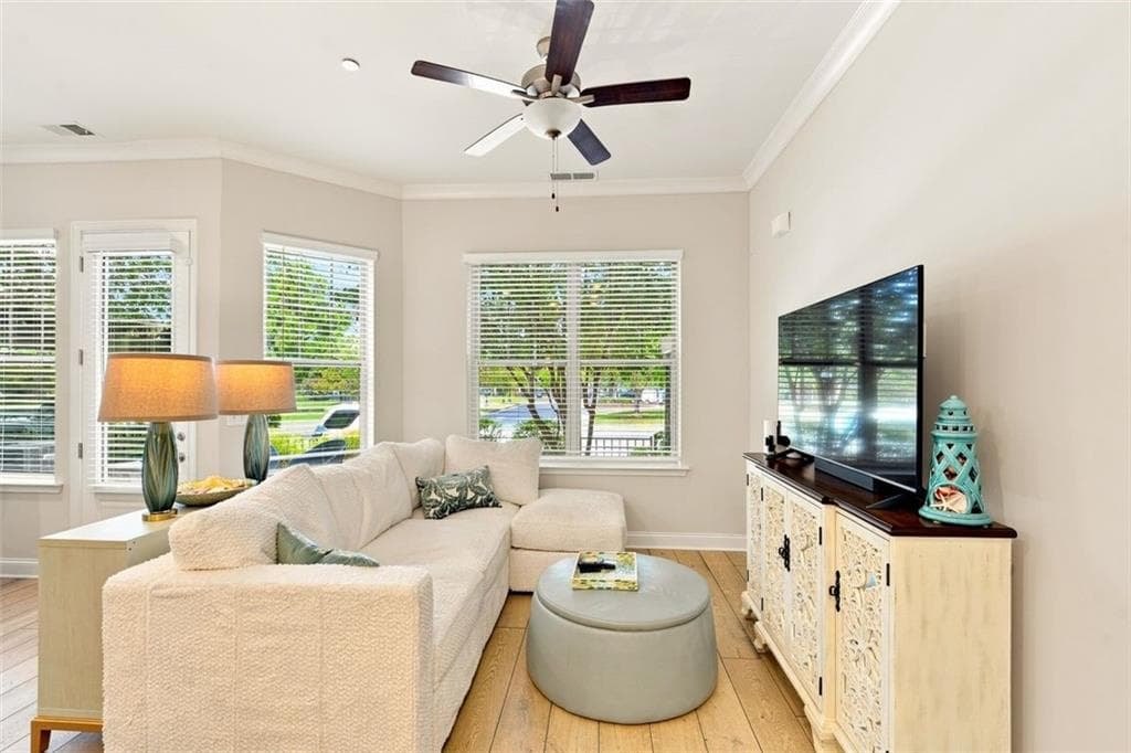 3 bedroom, 3 bathroom, 2,108 sq ft single family residence under contract at 1097 Kirkland Circle, Smyrna, GA 30080 — photo 7