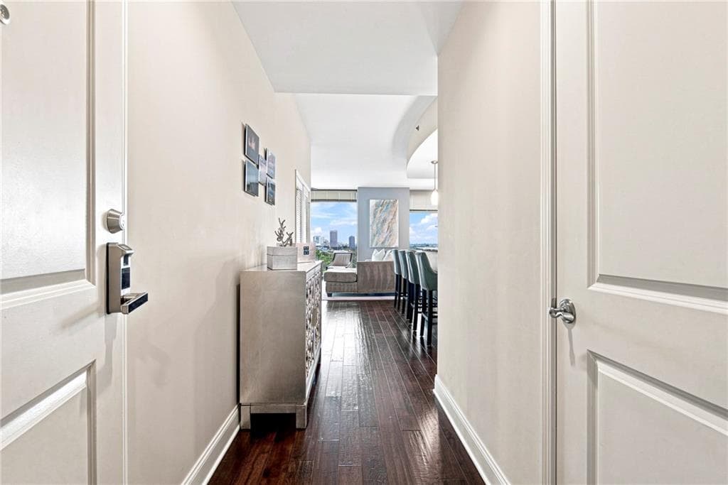 2 bedroom, 3 bathroom, 1,830 sq ft condominium for rent at 270 17th Street 1803, Atlanta, GA 30363 for $4,500 a month — photo 2