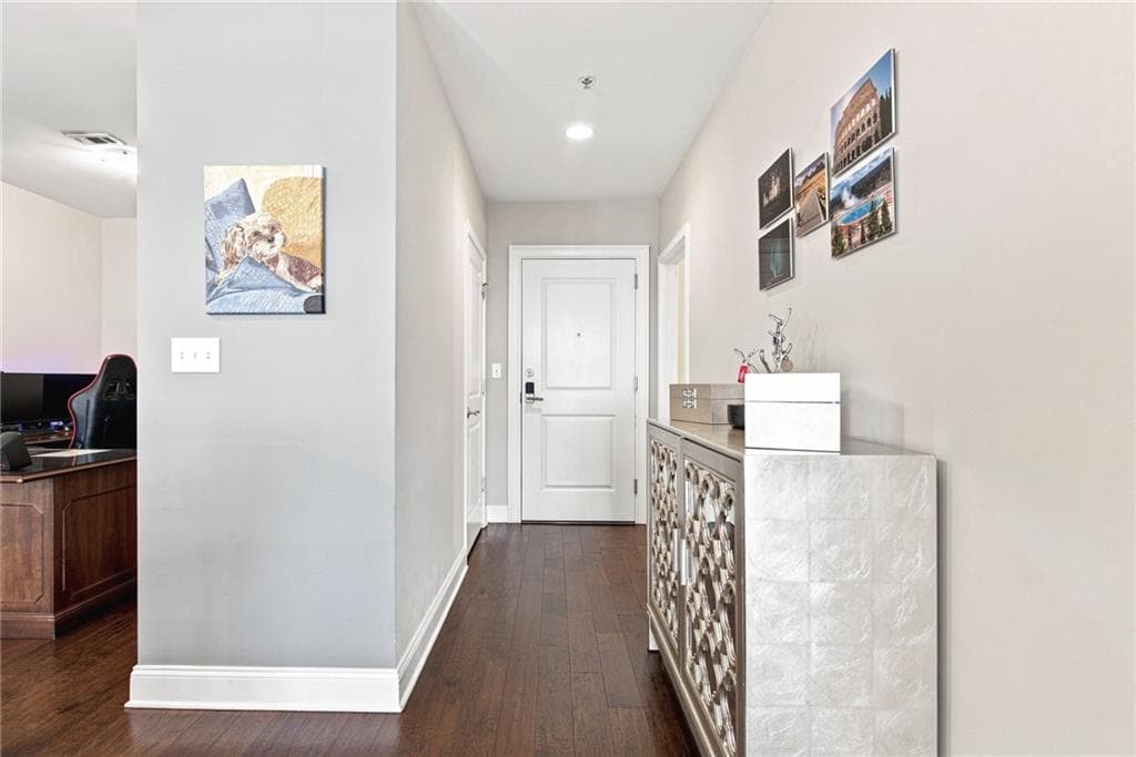 2 bedroom, 3 bathroom, 1,830 sq ft condominium for rent at 270 17th Street 1803, Atlanta, GA 30363 for $4,500 a month — photo 3
