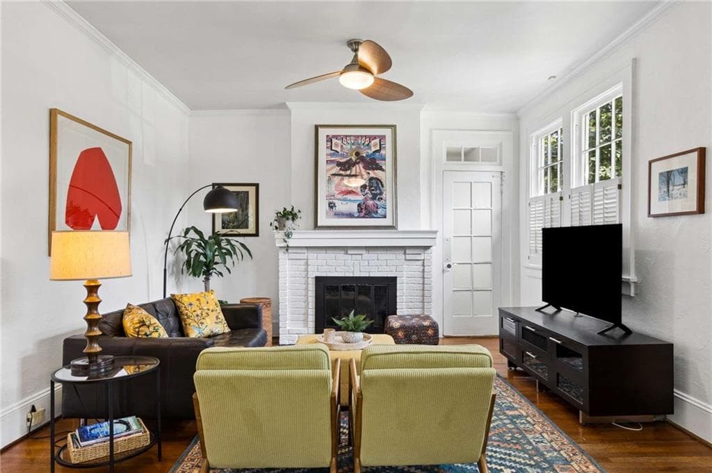 3 bedroom, 3 bathroom, 1,948 sq ft single family residence under contract at 239 W Benson Street, Decatur, GA 30030 — photo 5