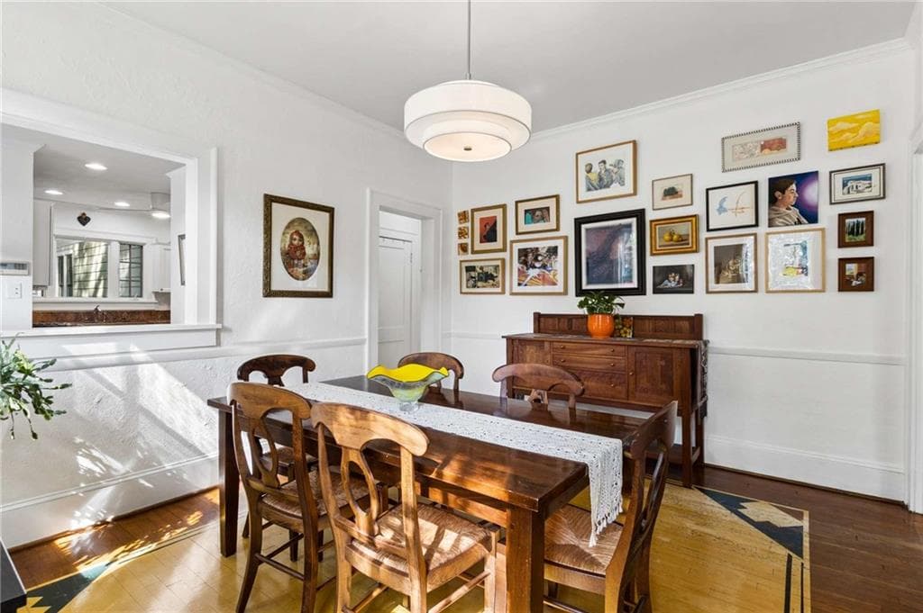 3 bedroom, 3 bathroom, 1,948 sq ft single family residence under contract at 239 W Benson Street, Decatur, GA 30030 — photo 8
