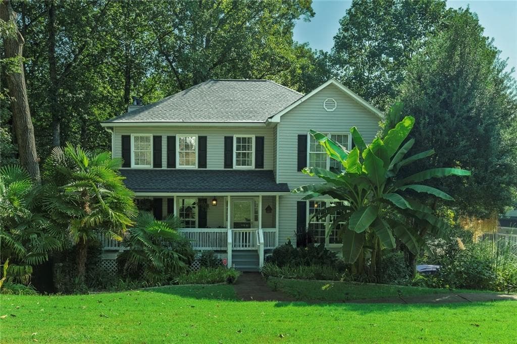 4 bedroom, 4 bathroom, 2,137 sq ft single family residence under contract at 330 Justin Drive, Woodstock, GA 30188