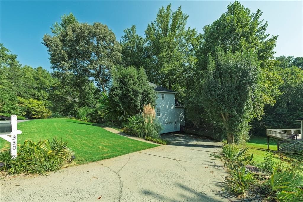4 bedroom, 4 bathroom, 2,137 sq ft single family residence under contract at 330 Justin Drive, Woodstock, GA 30188 — photo 4