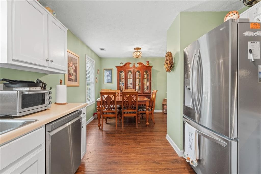 3 bedroom, 2 bathroom, 1,260 sq ft single family residence for sale at 56 Stonegate Drive, Cedartown, GA 30125 — photo 9
