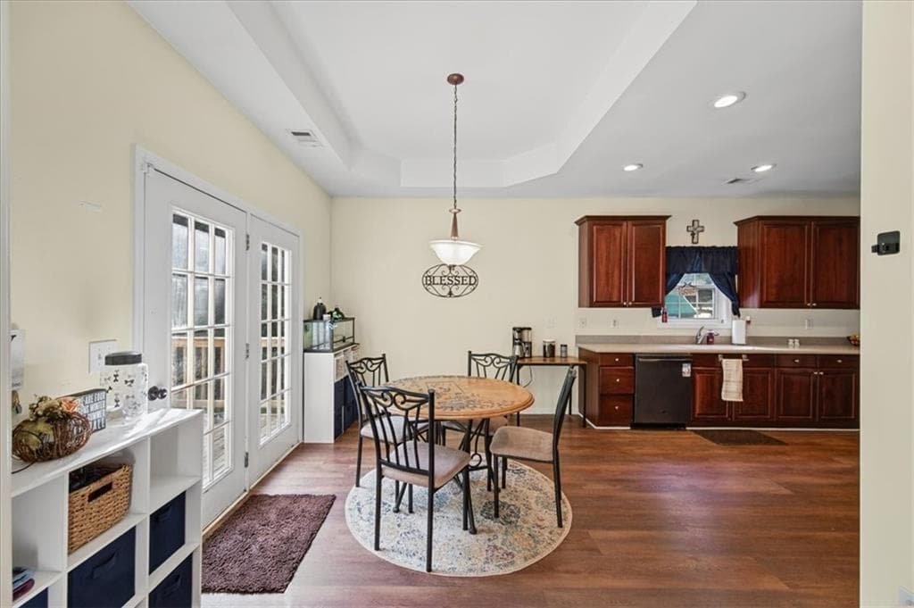 5 bedroom, 3 bathroom, 2,287 sq ft single family residence for sale at 149 Preserve Parkway, Ball Ground, GA 30107 — photo 10