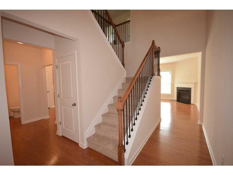 3 bedroom, 3 bathroom townhouse for rent at 2144 Greencrest Circle, Milton, GA 30004 for $2,650 a month — photo 3