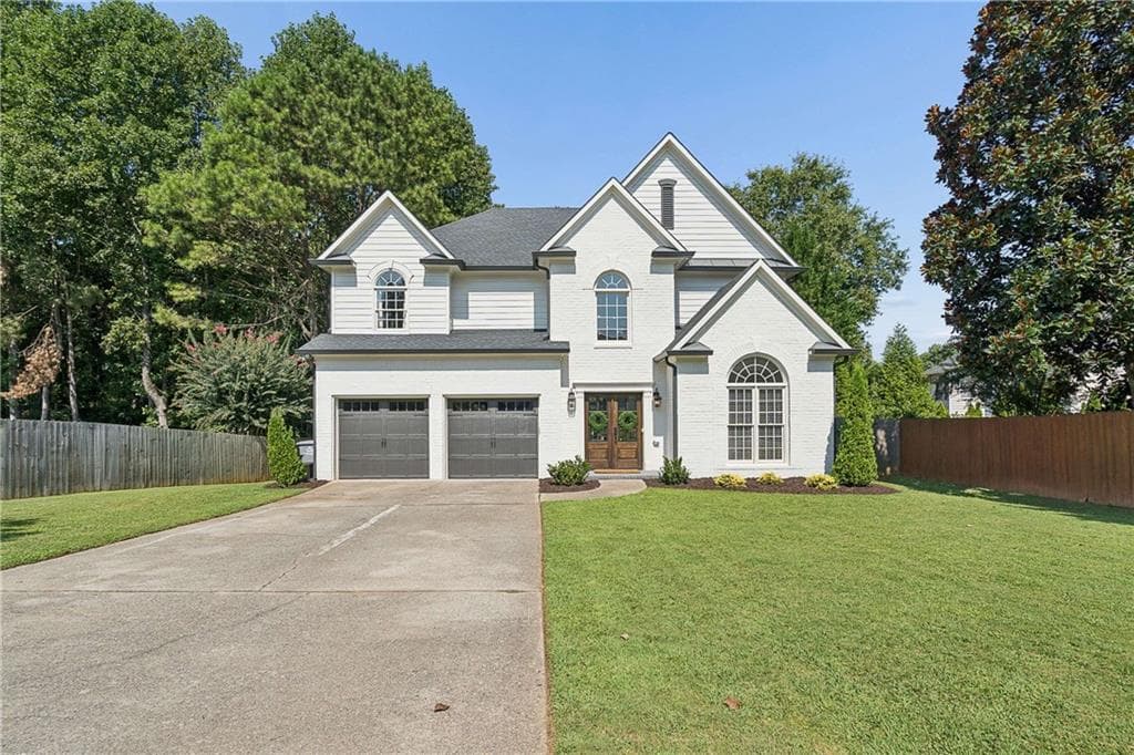 5 bedroom, 3 bathroom, 2,960 sq ft home for sale at 5125 Hampton Bluff Court, Roswell, GA