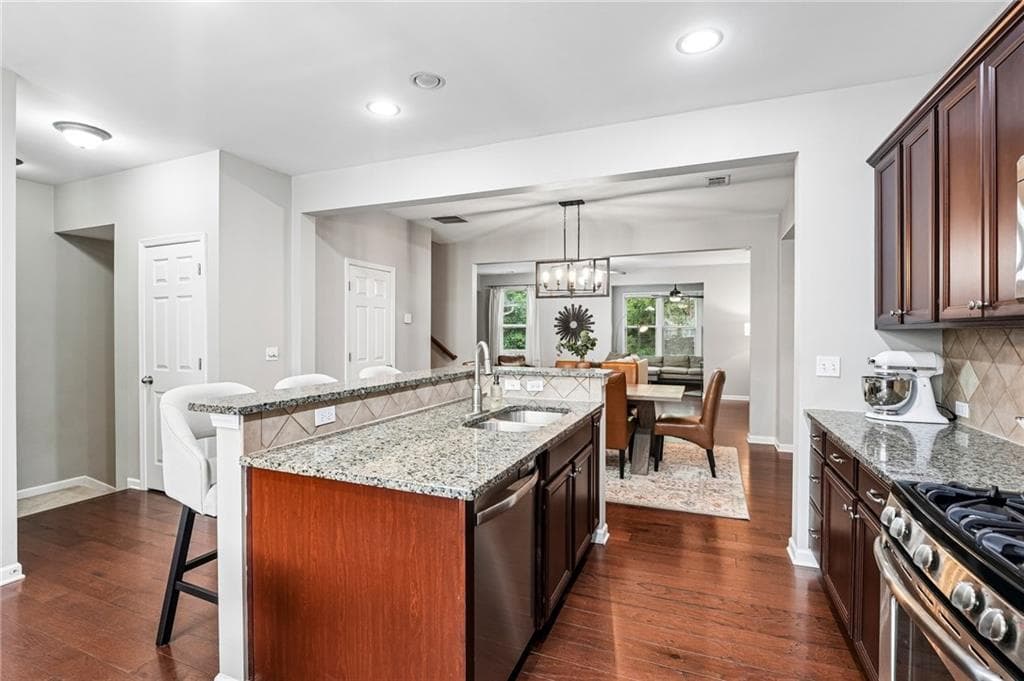 3 bedroom, 4 bathroom, 2,513 sq ft townhouse for sale at 4204 Laurel Creek Court 6, Smyrna, GA 30080 — photo 10