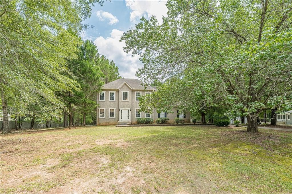 6 bedroom, 5 bathroom, 3,791 sq ft single family residence for sale at 46 Enclave Lane, Newnan, GA 30263 — photo 2
