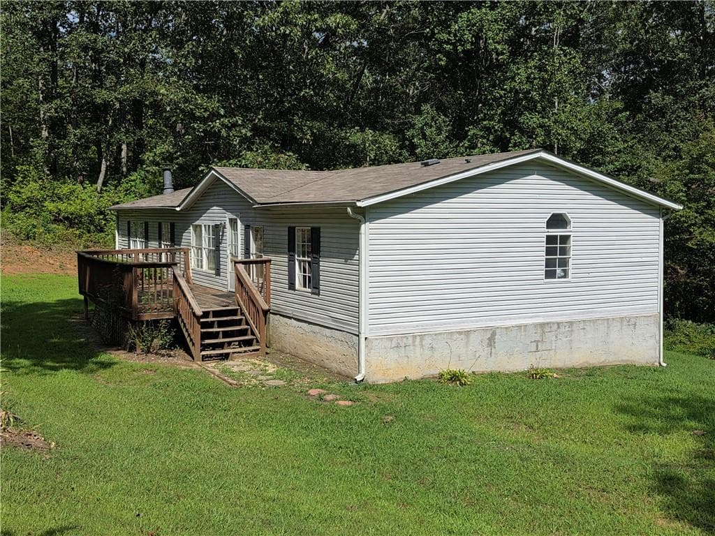 131 Whispering Oaks Lane