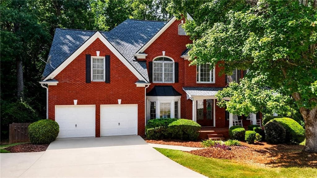 5 bedroom, 4 bathroom, 4,854 sq ft single family residence for sale at 192 Mistybrook Circle, Stone Mountain, GA 30087 — photo 2