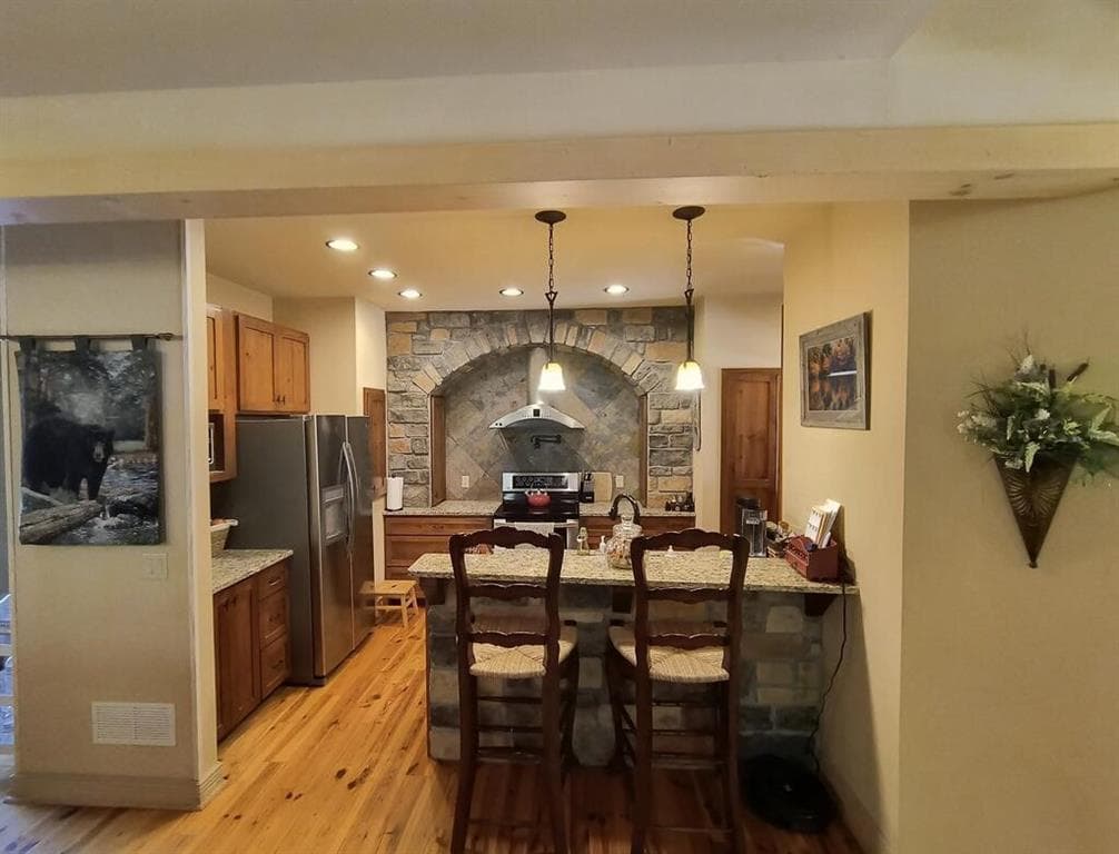 3 bedroom, 3 bathroom, 2,850 sq ft single family residence for sale at 381 Laurel Ridge Drive, Ellijay, GA 30536 — photo 8