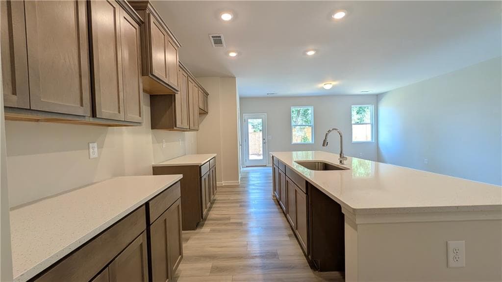 3 bedroom, 3 bathroom, 1,734 sq ft single family residence for sale at 521 Hayes Lane, Canton, GA 30115 — photo 5