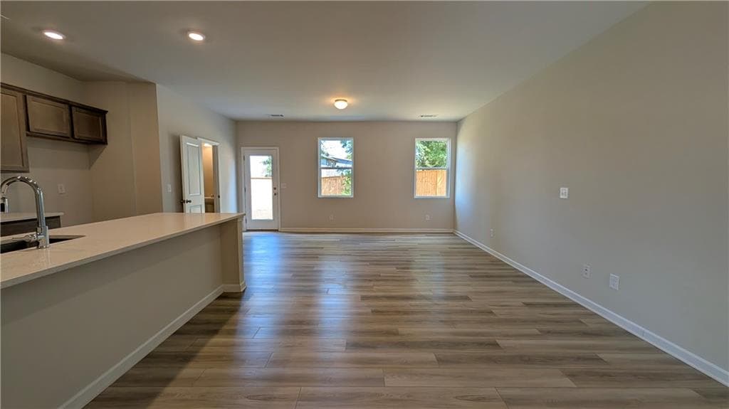 3 bedroom, 3 bathroom, 1,734 sq ft single family residence for sale at 521 Hayes Lane, Canton, GA 30115 — photo 9
