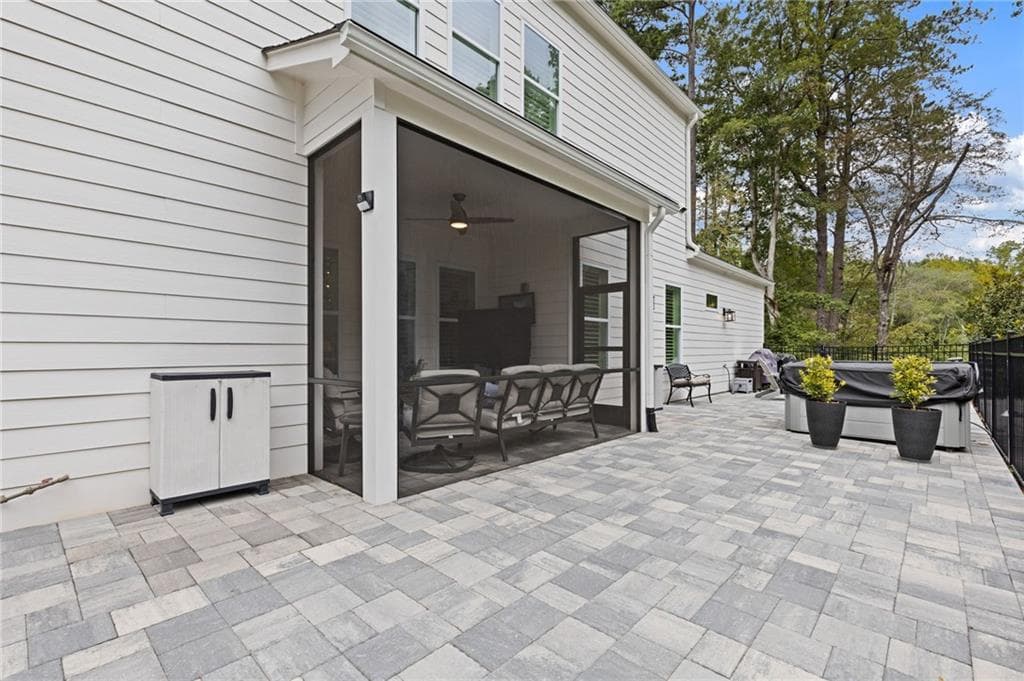 3 bedroom, 3 bathroom, 2,783 sq ft single family residence for sale at 134 Kingwood Drive, Woodstock, GA 30188 — photo 2