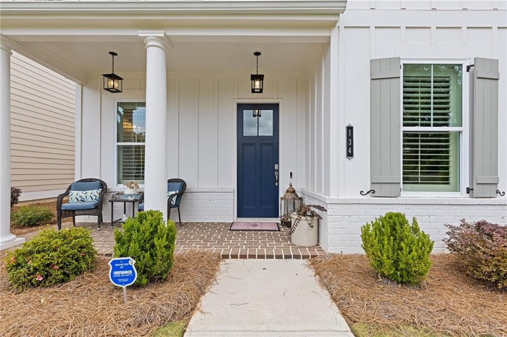 3 bedroom, 3 bathroom, 2,783 sq ft single family residence for sale at 134 Kingwood Drive, Woodstock, GA 30188 — photo 4