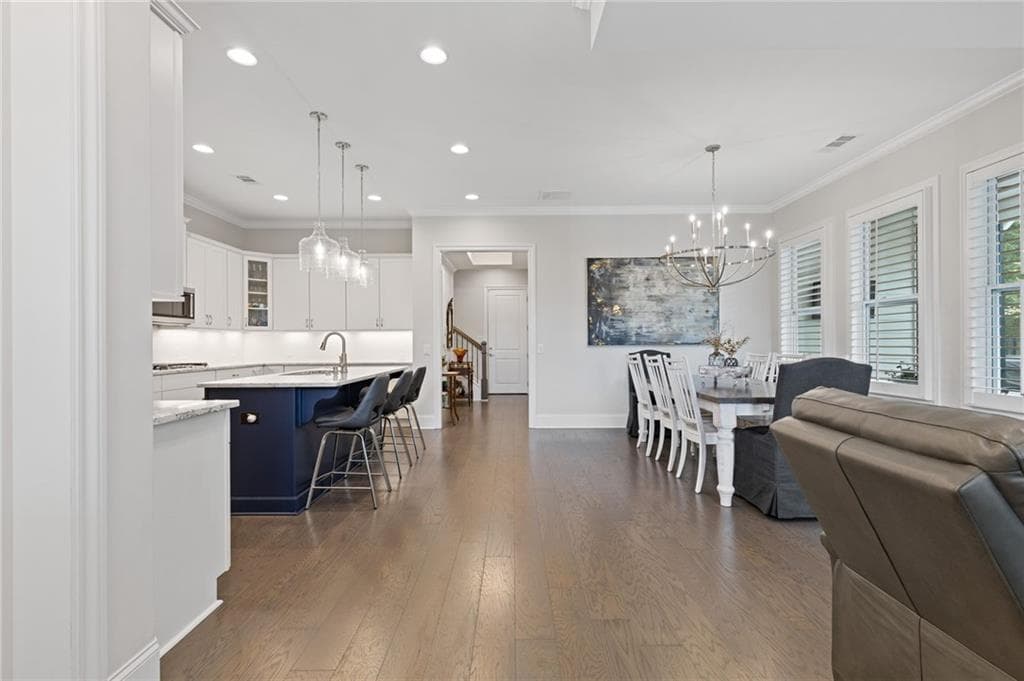 3 bedroom, 3 bathroom, 2,783 sq ft single family residence for sale at 134 Kingwood Drive, Woodstock, GA 30188 — photo 5