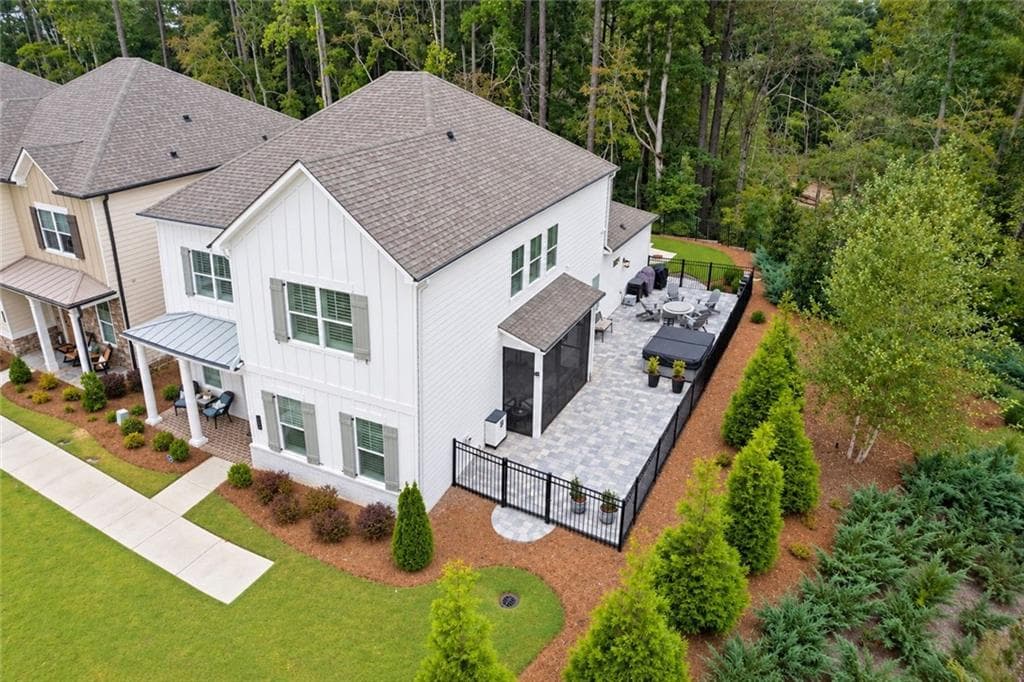 3 bedroom, 3 bathroom, 2,783 sq ft single family residence for sale at 134 Kingwood Drive, Woodstock, GA 30188 — photo 3