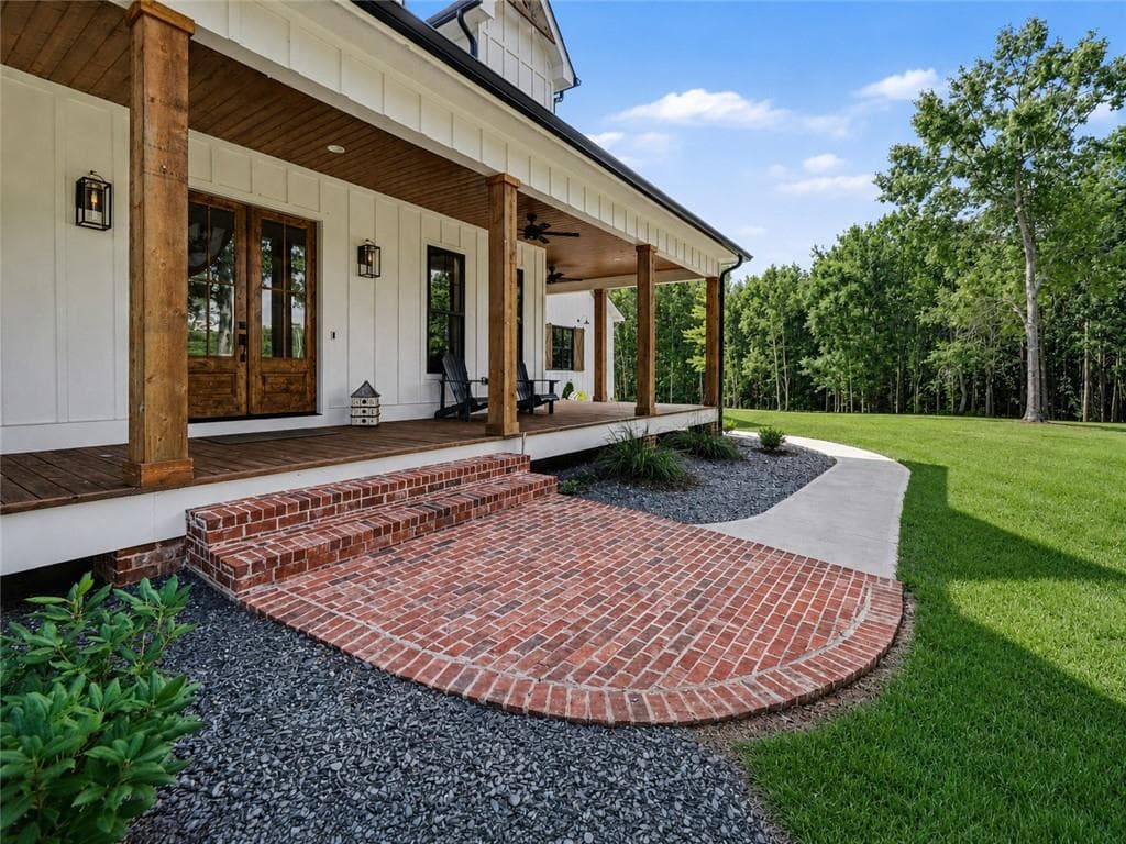 5 bedroom, 5 bathroom, 5,868 sq ft single family residence for sale at 1910 Carlan Road, Jasper, GA 30143 — photo 3