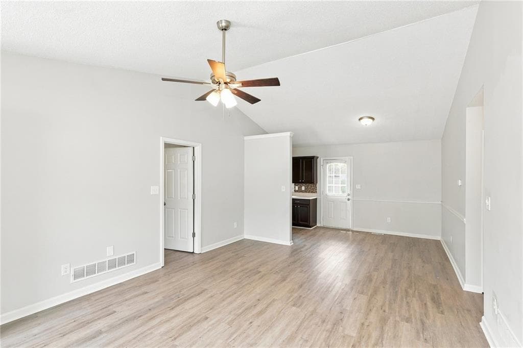 3 bedroom, 2 bathroom, 1,092 sq ft single family residence for rent at 345 Bomar Lane, Douglasville, GA 30134 for $2,020 a month — photo 5