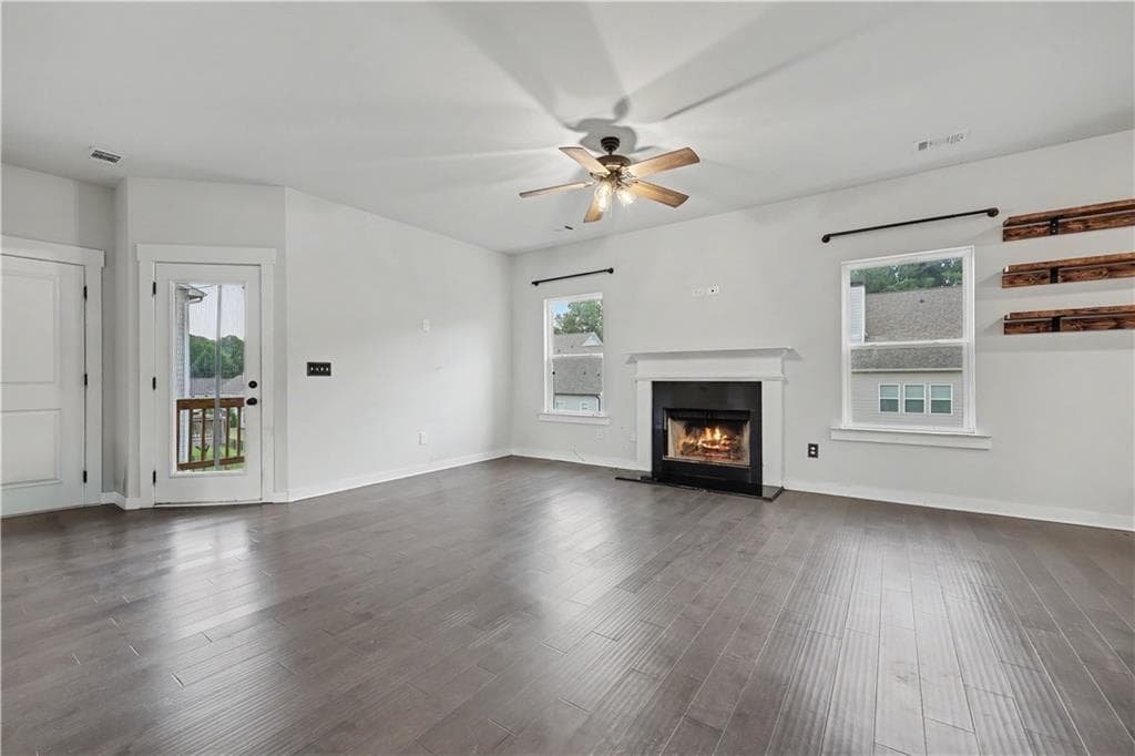 4 bedroom, 3 bathroom, 2,207 sq ft single family residence for sale at 1328 Woods Lane, Jefferson, GA 30549 — photo 7