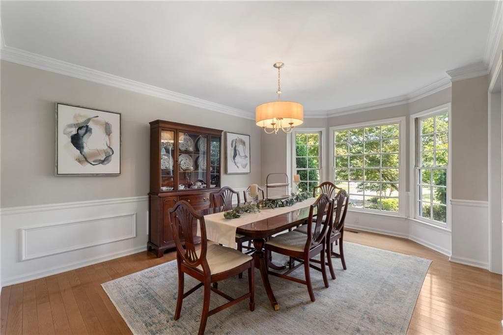 4 bedroom, 3 bathroom, 3,466 sq ft single family residence under contract at 4402 Nassau Way, Marietta, GA 30068 — photo 5