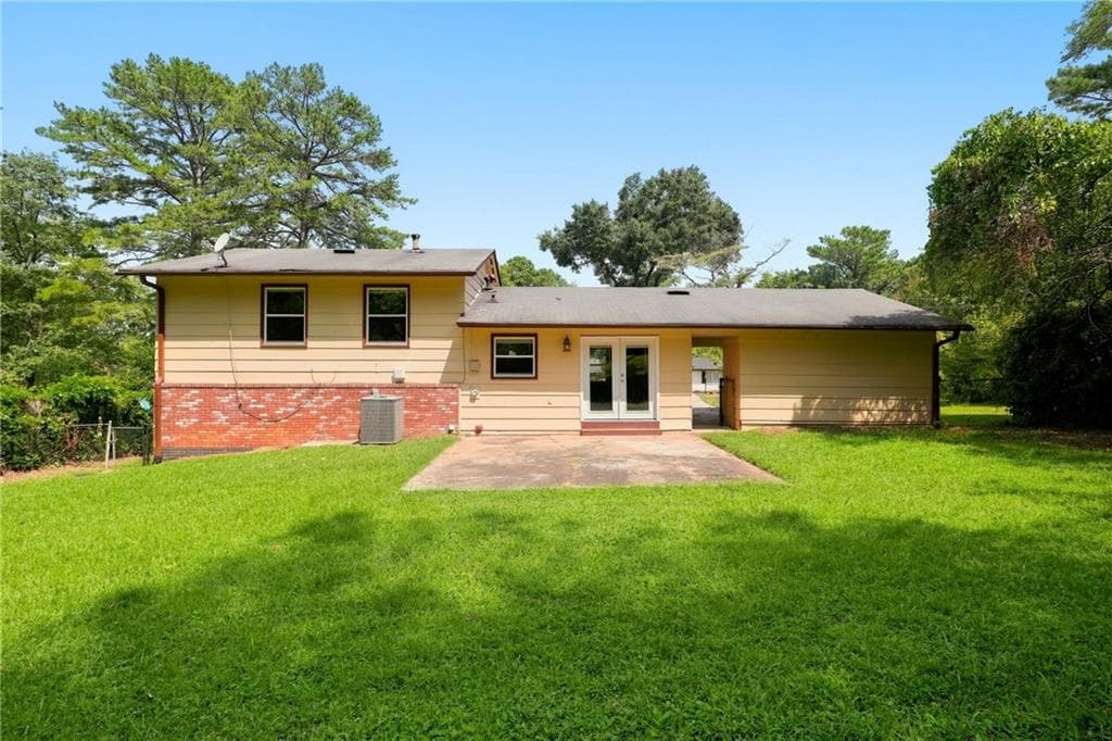 4 bedroom, 2 bathroom, 1,622 sq ft single family residence for sale at 3713 Elkridge Drive, Decatur, GA 30032 — photo 5