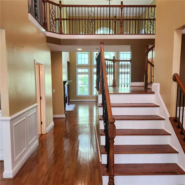5 bedroom, 5 bathroom, 3,516 sq ft single family residence for rent at 635 Syreeta Lane, Atlanta, GA 30349 for $2,800 a month — photo 3