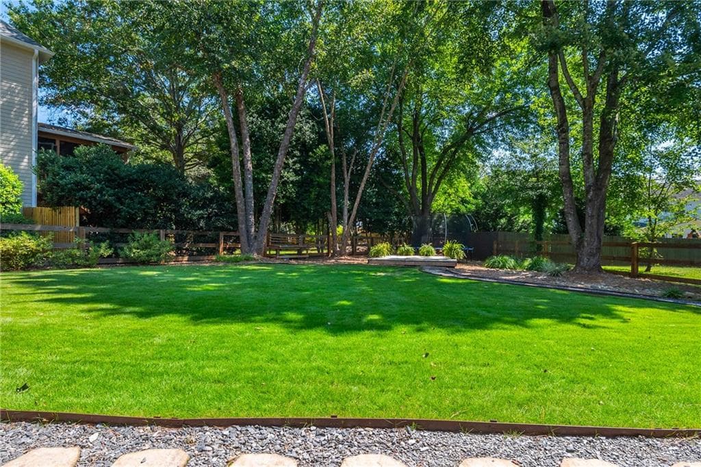 5 bedroom, 5 bathroom, 3,506 sq ft single family residence for sale at 100 Cobblestone Way, Alpharetta, GA 30009 — photo 2