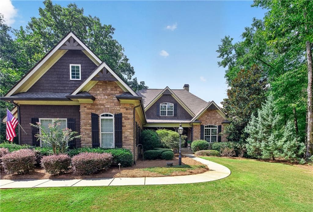 5 bedroom, 7 bathroom, 6,368 sq ft single family residence for sale at 18 Willow Place, Newnan, GA 30265 — photo 3