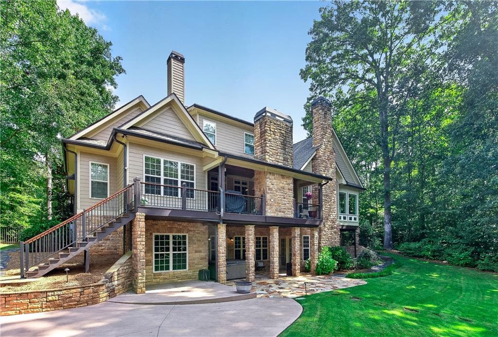 5 bedroom, 7 bathroom, 6,368 sq ft single family residence for sale at 18 Willow Place, Newnan, GA 30265 — photo 8