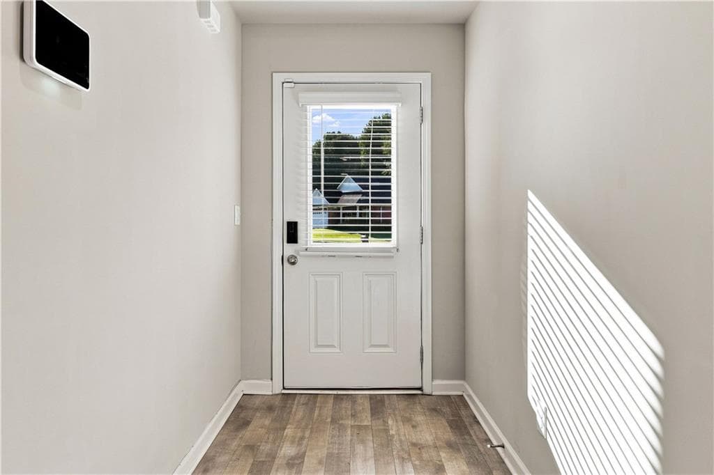 5 bedroom, 3 bathroom, 3,269 sq ft single family residence for sale at 337 Daffodil Drive, Temple, GA 30179 — photo 4