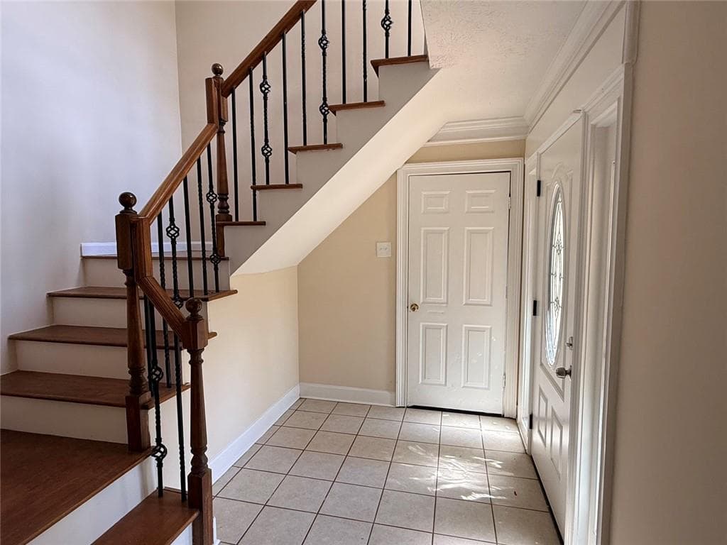 5 bedroom, 3 bathroom, 1,918 sq ft single family residence for rent at 2035 Debra Lane, Marietta, GA 30066 for $2,995 a month — photo 8
