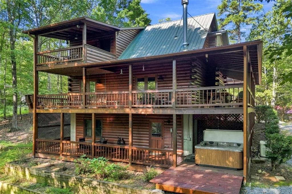 3 bedroom, 3 bathroom, 2,145 sq ft single family residence for sale at 156 Cedar Ridge Road, Blue Ridge, GA 30513 — photo 2