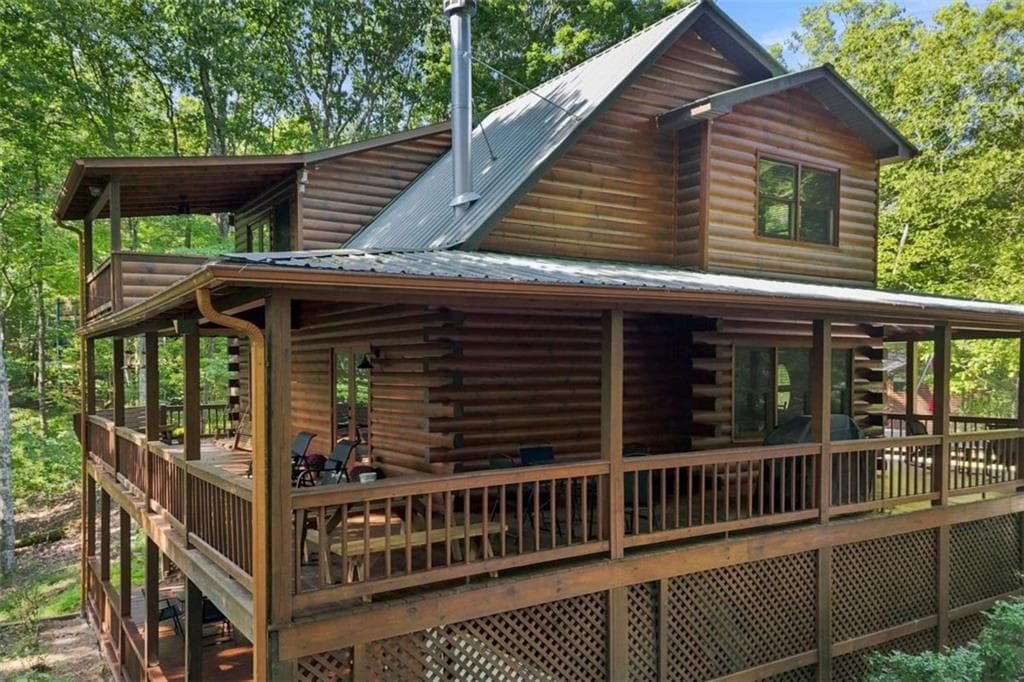 3 bedroom, 3 bathroom, 2,145 sq ft single family residence for sale at 156 Cedar Ridge Road, Blue Ridge, GA 30513 — photo 3