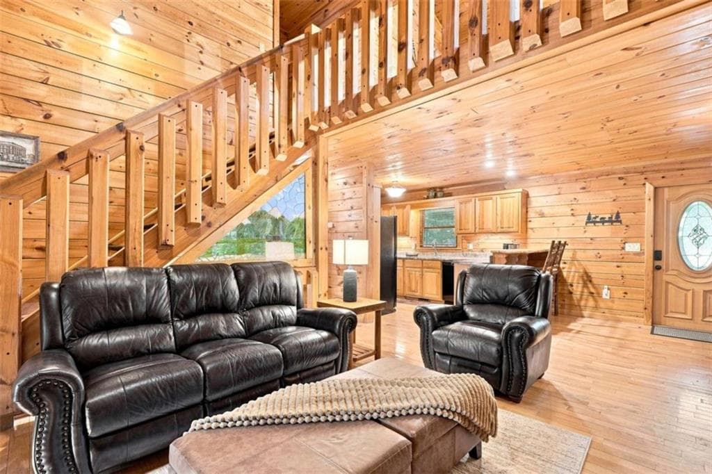 3 bedroom, 3 bathroom, 2,145 sq ft single family residence for sale at 156 Cedar Ridge Road, Blue Ridge, GA 30513 — photo 6
