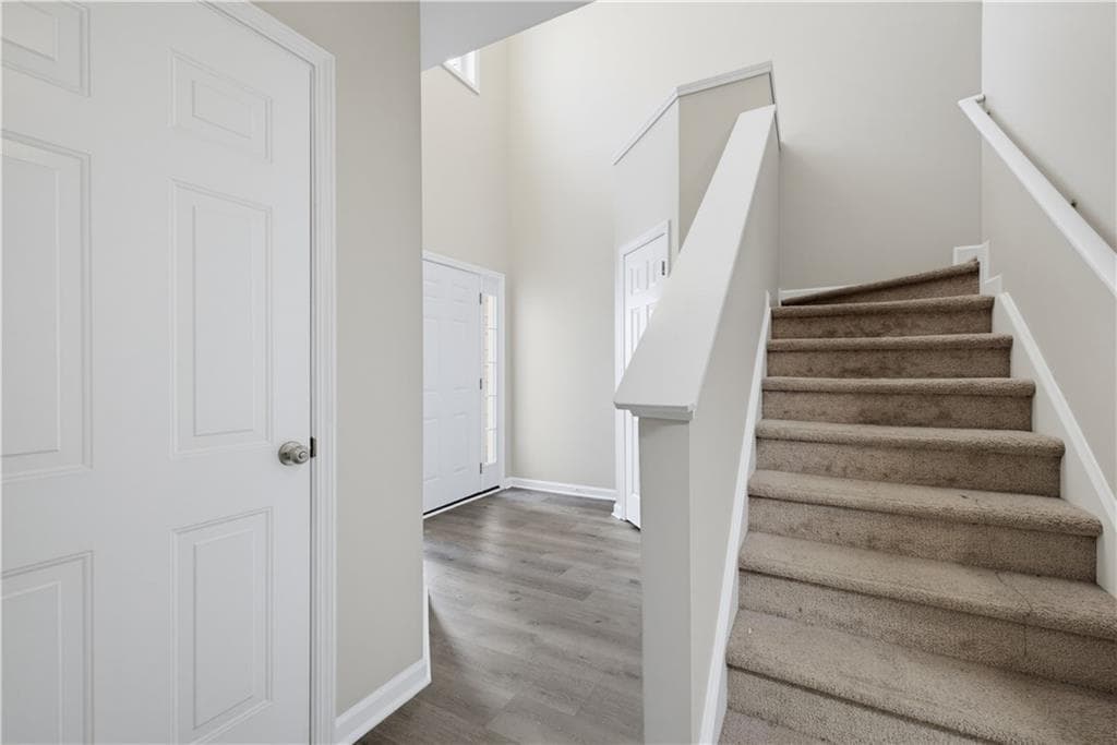 2 bedroom, 3 bathroom, 1,418 sq ft townhouse for sale at 7076 Biltmore Trace, Lithonia, GA 30058 — photo 7