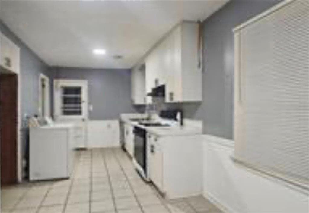 3 bedroom, 1 bathroom, 951 sq ft single family residence for sale at 5652 Ash Street, Forest Park, GA 30297 — photo 5