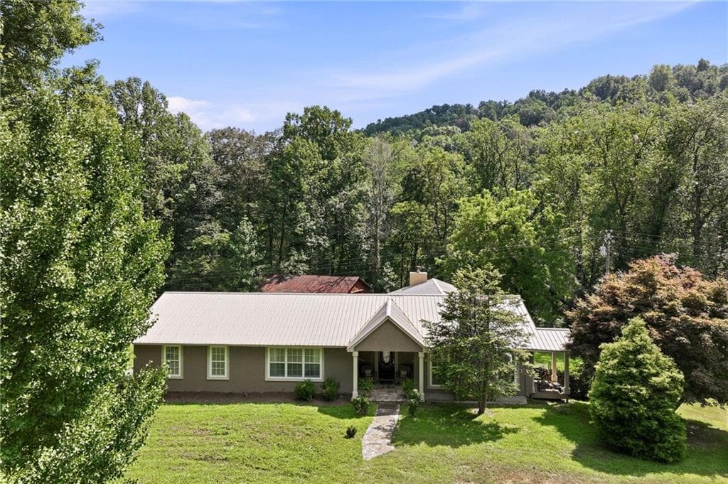 4 bedroom, 3 bathroom single family residence for sale at 7925 State Hwy 60, Suches, GA 30572 — photo 4