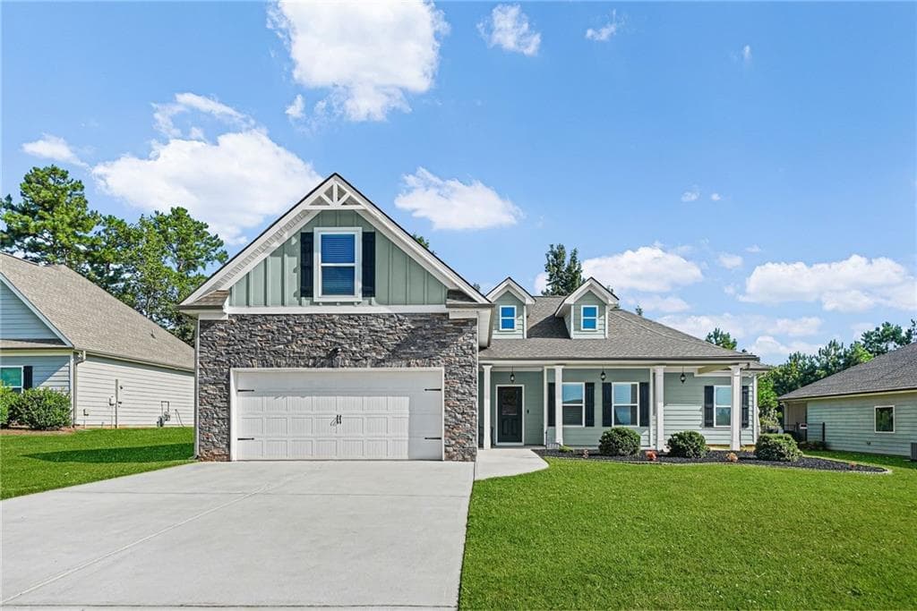 4 bedroom, 2 bathroom, 2,075 sq ft single family residence for sale at 8844 St Andrews Parkway, Winston, GA 30187