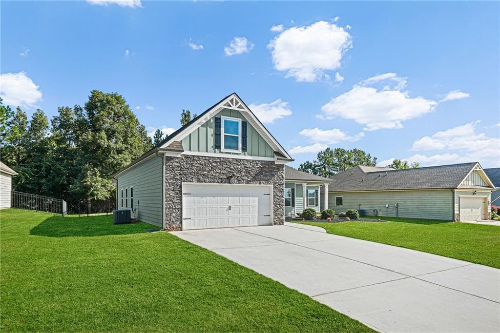 4 bedroom, 2 bathroom, 2,075 sq ft single family residence for sale at 8844 St Andrews Parkway, Winston, GA 30187 — photo 3