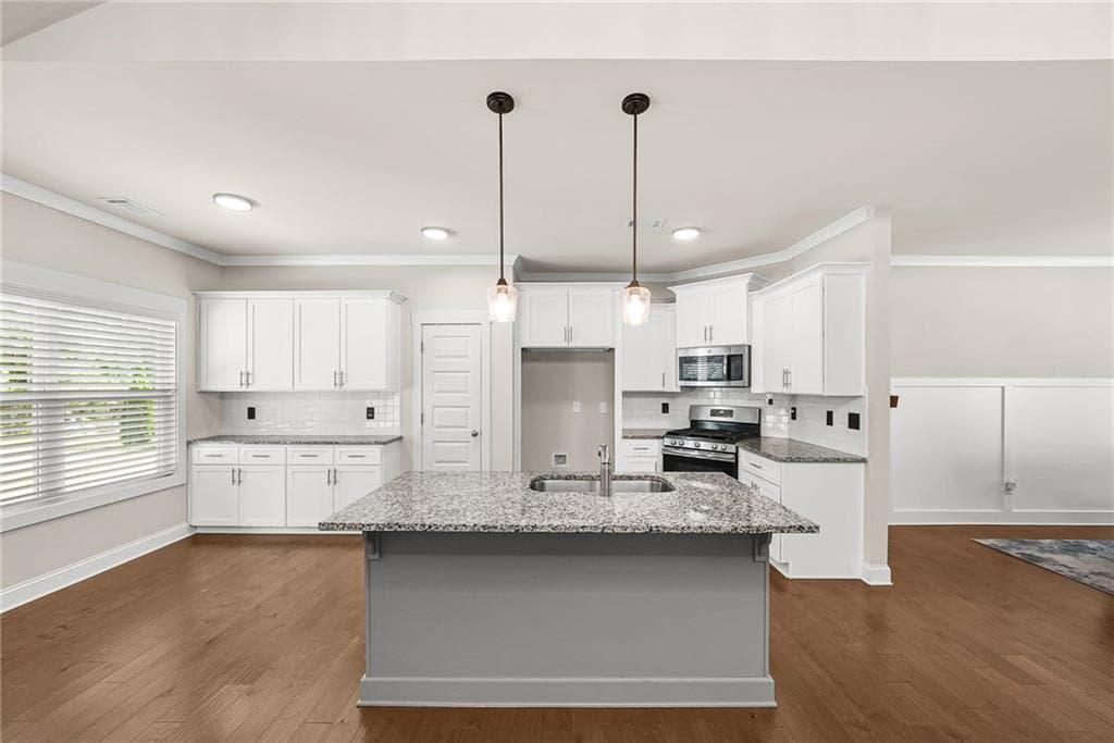 4 bedroom, 2 bathroom, 2,075 sq ft single family residence for sale at 8844 St Andrews Parkway, Winston, GA 30187 — photo 8
