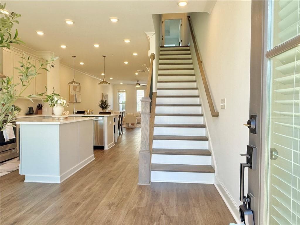 2 bedroom, 4 bathroom, 1,837 sq ft townhouse for sale at 231 Downing Drive, Alpharetta, GA 30022 — photo 4