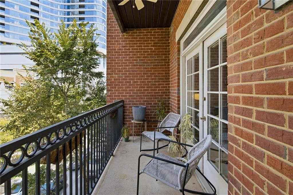 1 bedroom, 1 bathroom, 970 sq ft condominium for rent at 850 Piedmont Avenue 2409, Atlanta, GA 30308 for $2,500 a month — photo 7