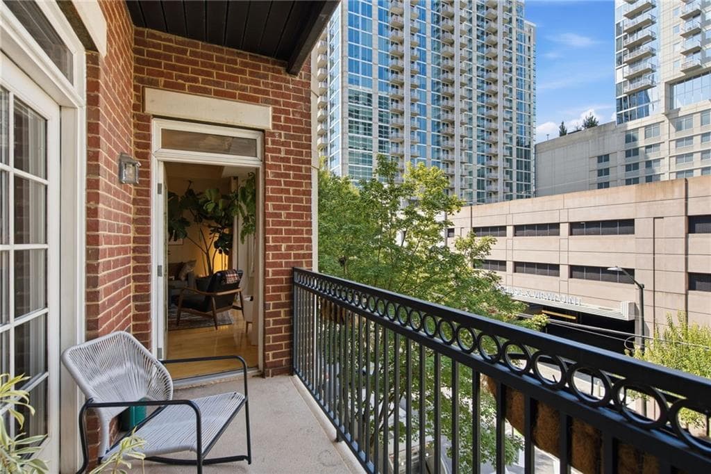 1 bedroom, 1 bathroom, 970 sq ft condominium for rent at 850 Piedmont Avenue 2409, Atlanta, GA 30308 for $2,500 a month — photo 8