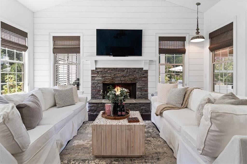 4 bedroom, 4 bathroom, 4,100 sq ft single family residence for sale at 12170 Belvoir Lane, Alpharetta, GA 30009 — photo 4