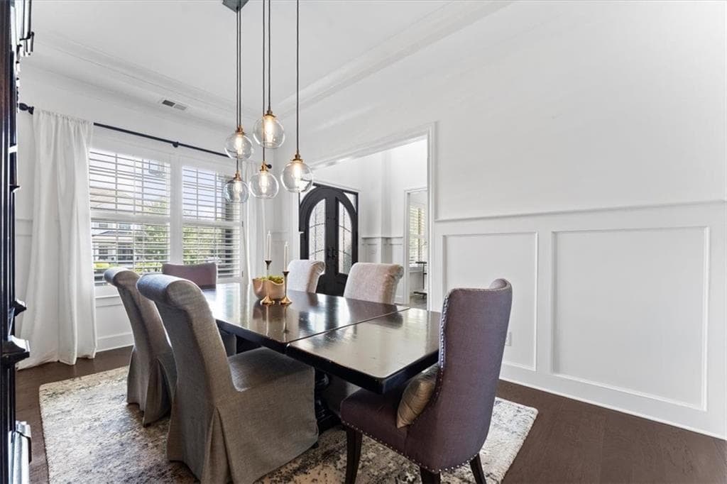 4 bedroom, 4 bathroom, 4,100 sq ft single family residence for sale at 12170 Belvoir Lane, Alpharetta, GA 30009 — photo 9